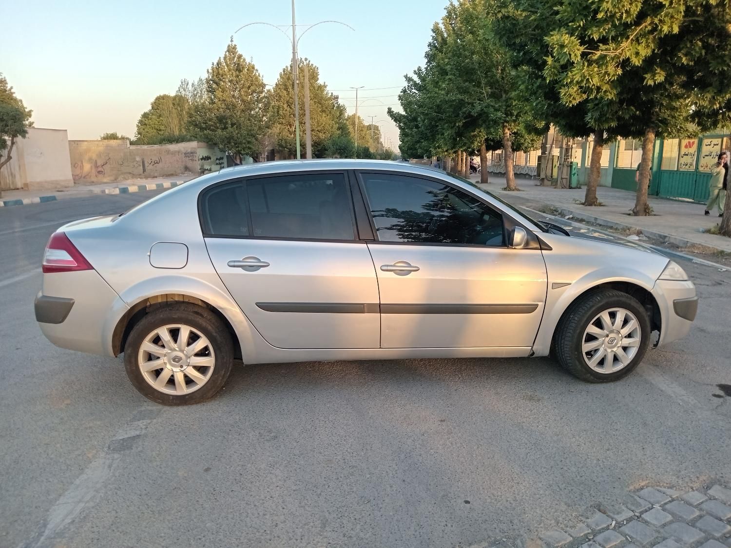 رنو مگان وارداتی اتوماتیک 2000 - 2008