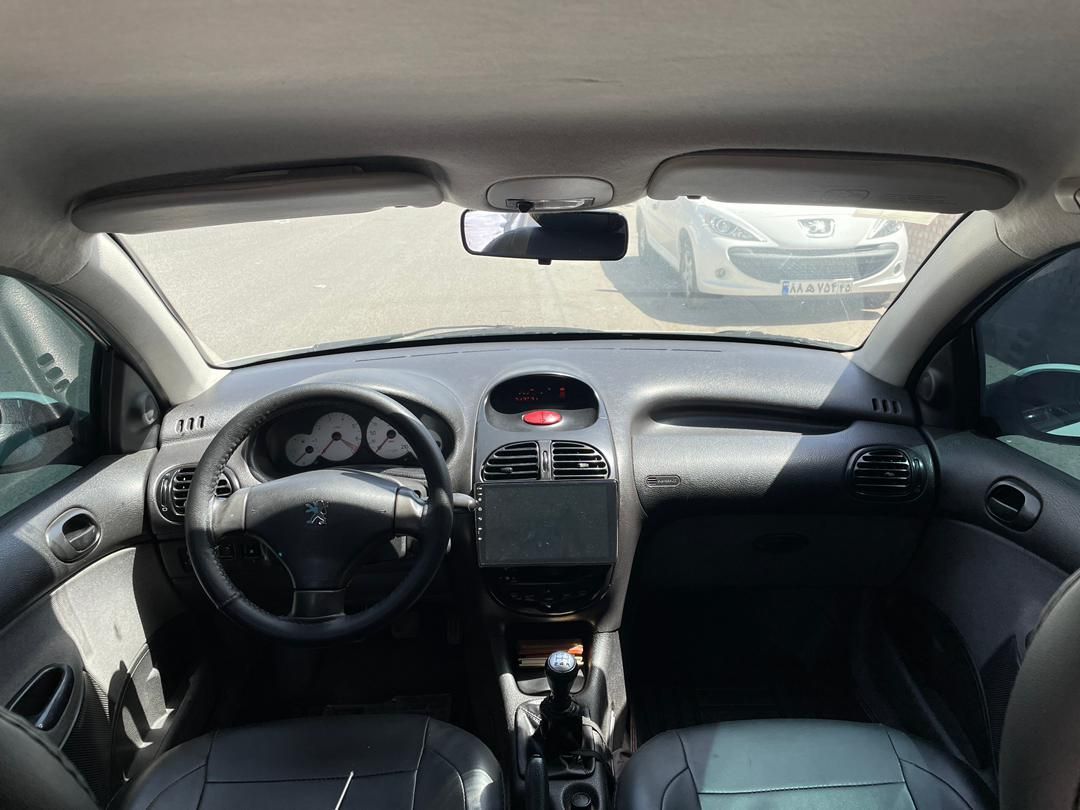 پژو ۲۰۶ صندوق دار v8 - 1392