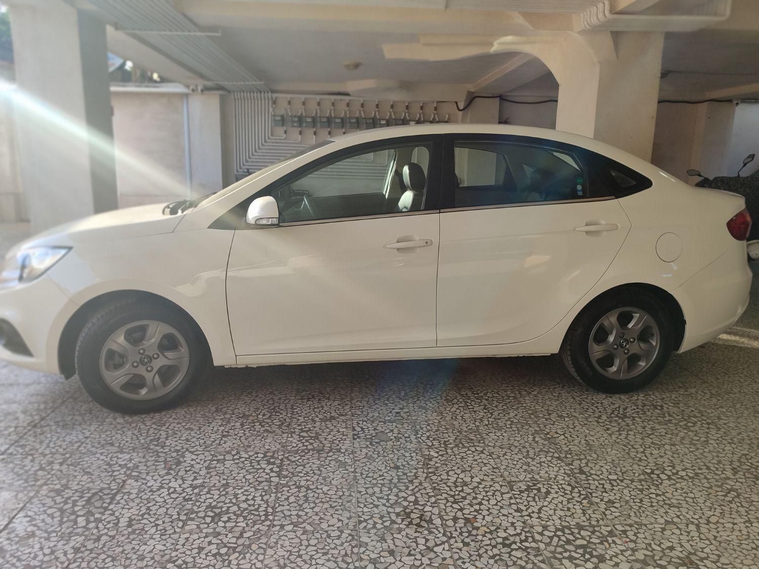 جک J4 اتوماتیک ساده - 1401