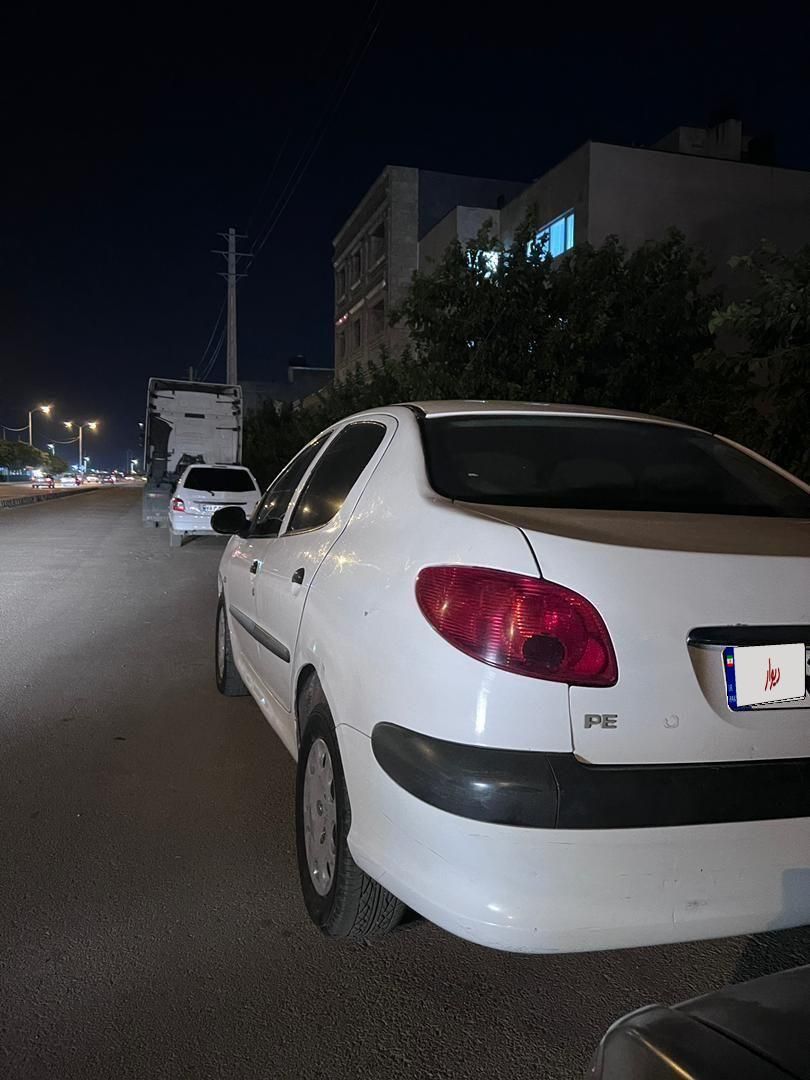پژو ۲۰۶ صندوق دار v8 - 1390