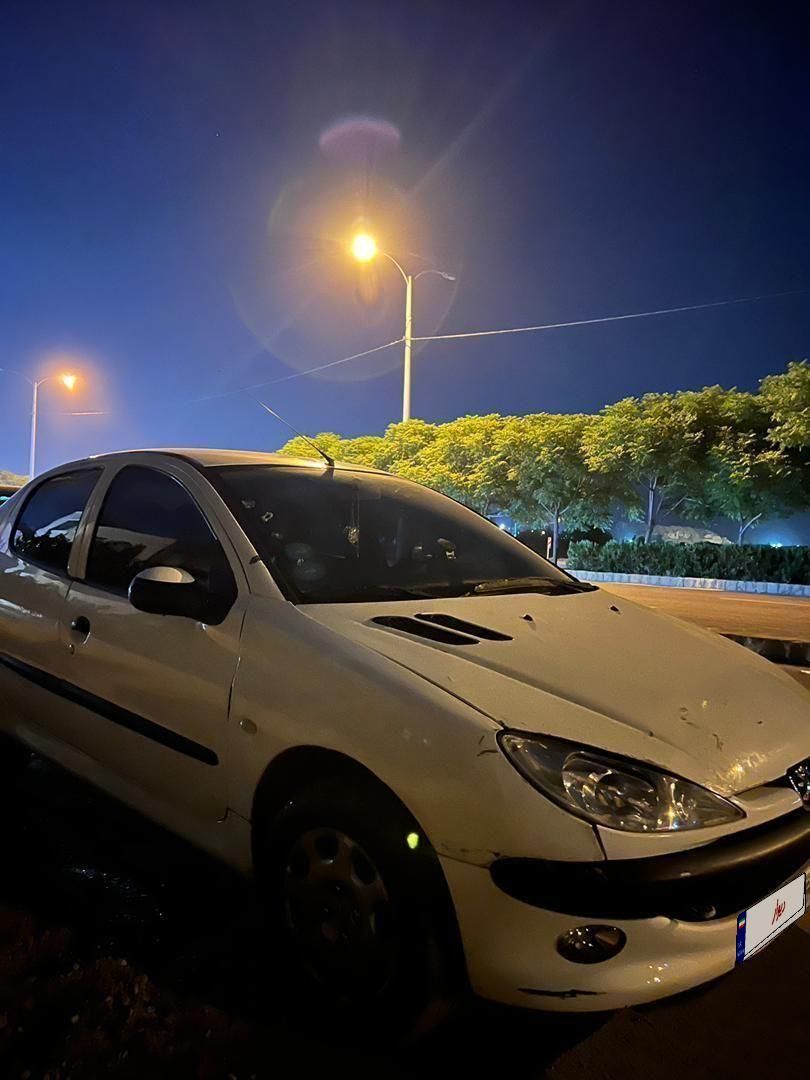 پژو ۲۰۶ صندوق دار v8 - 1390