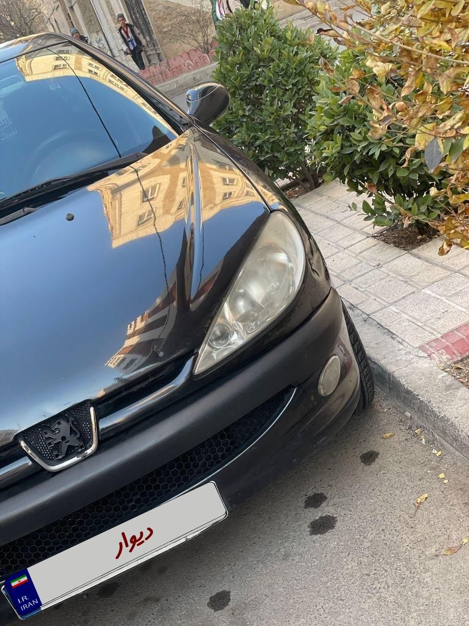 پژو ۲۰۶ صندوق دار v8 - 1393