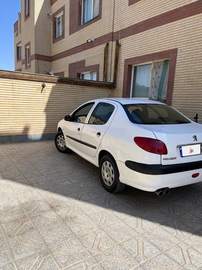 پژو ۲۰۶ صندوق دار v1 - 1390