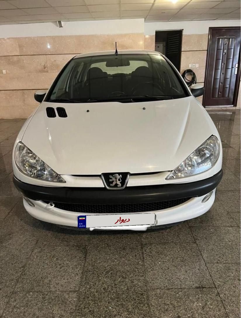 پژو ۲۰۶ صندوق دار v8 - 1395