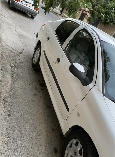 پژو ۲۰۶ صندوق دار v8 - 1394