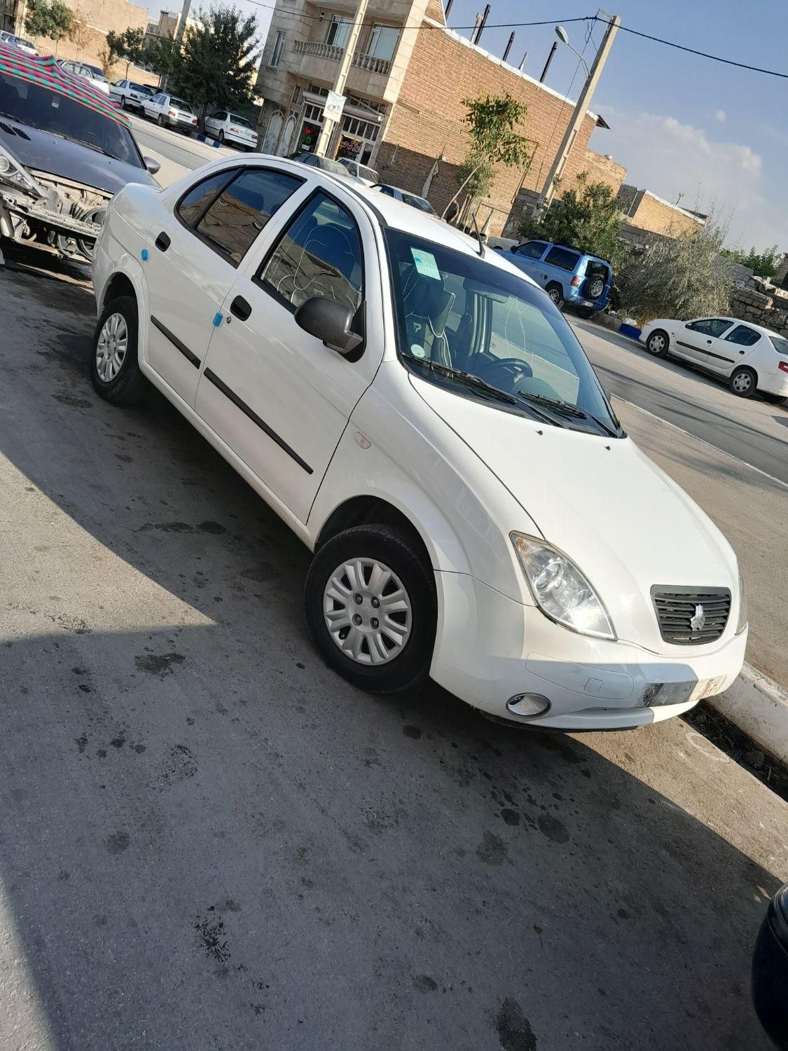 تیبا صندوق دار SX - 1401