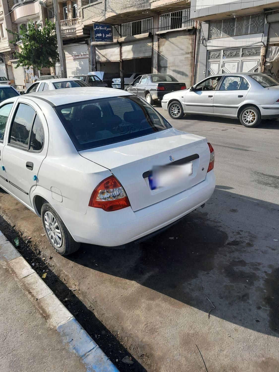 تیبا صندوق دار SX - 1401