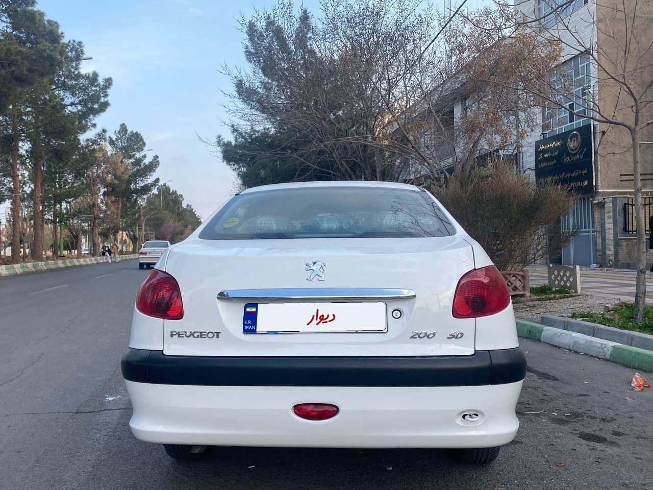 پژو ۲۰۶ صندوق دار v8 - 1399