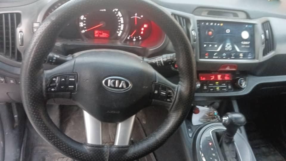کیا اسپورتیج 4 سیلندر فول 2400cc - 2011