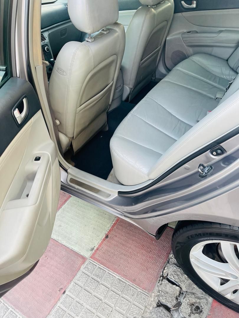 هیوندای سوناتا اتوماتیک NF 2400 - 2007