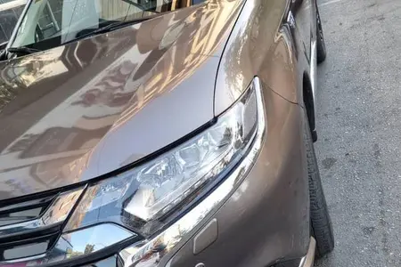 میتسوبیشی اوتلندر PHEV PHEV - 2018