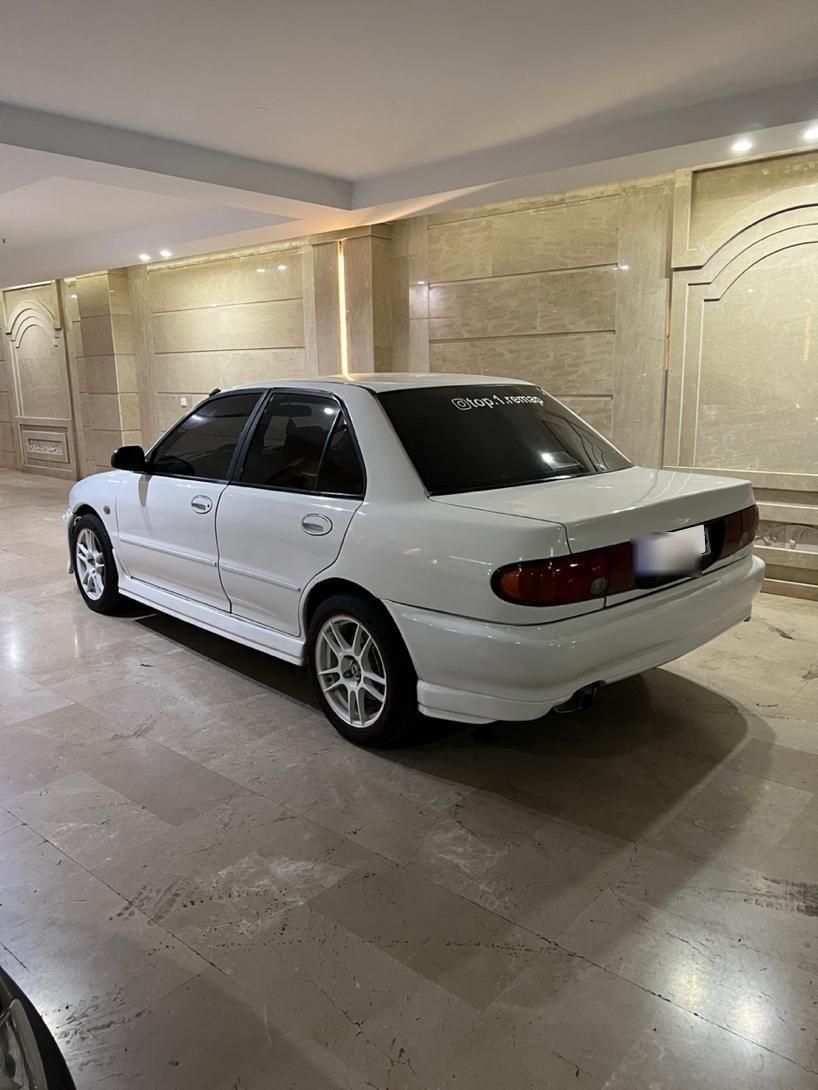میتسوبیشی لنسر 1.6 لیتر دنده ای - 1992