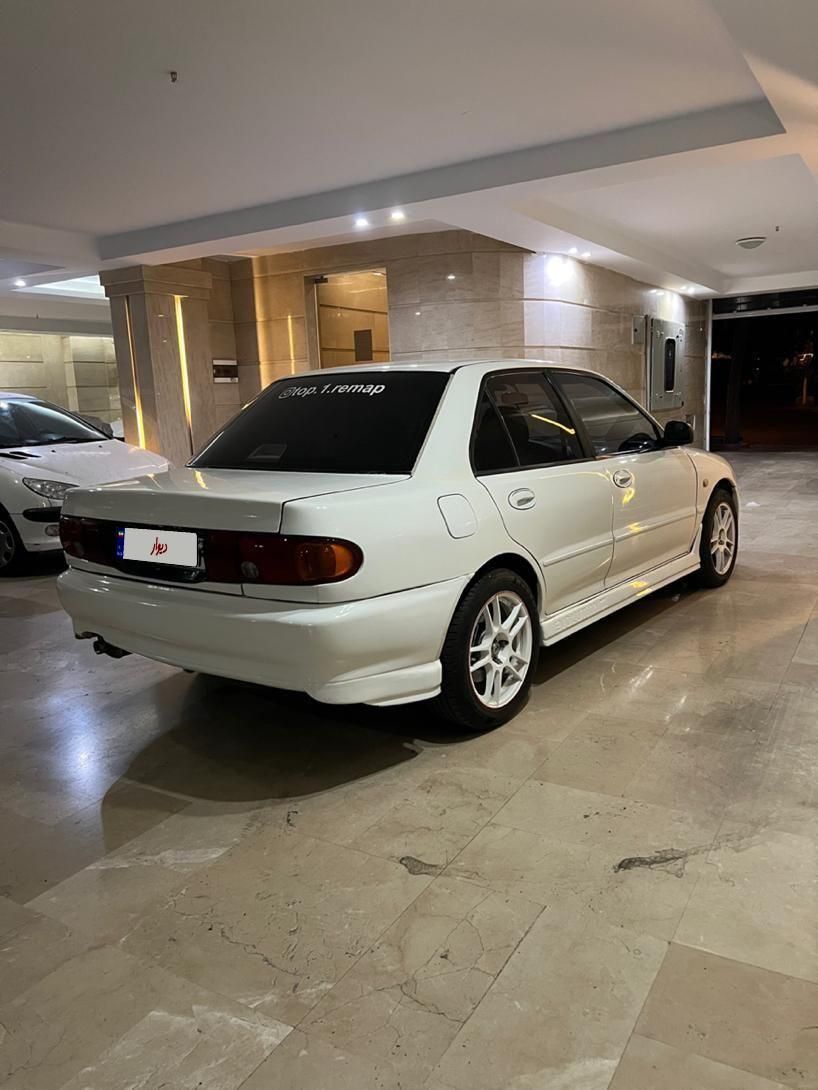 میتسوبیشی لنسر 1.6 لیتر دنده ای - 1992