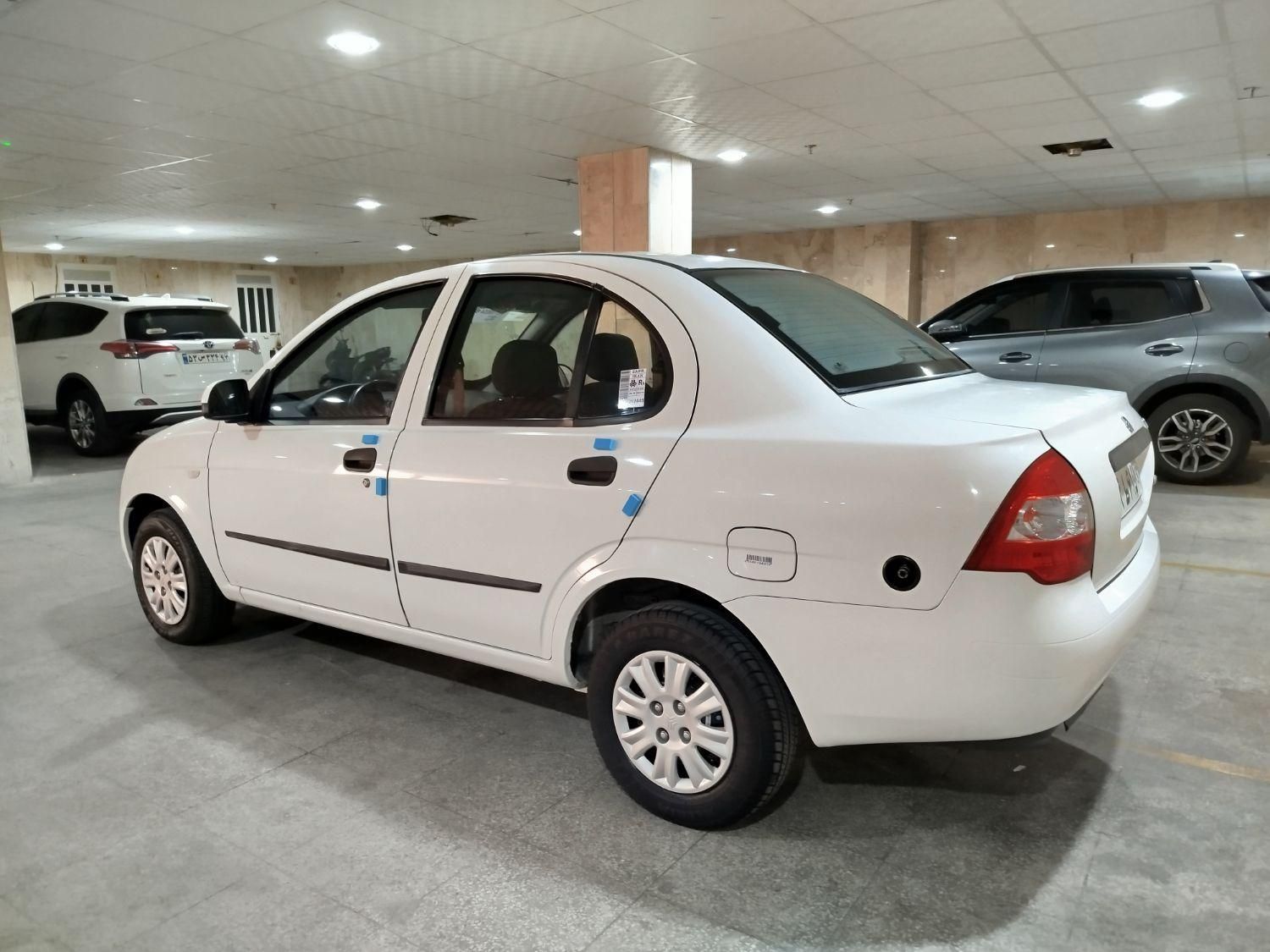 تیبا صندوق دار SX - 1399