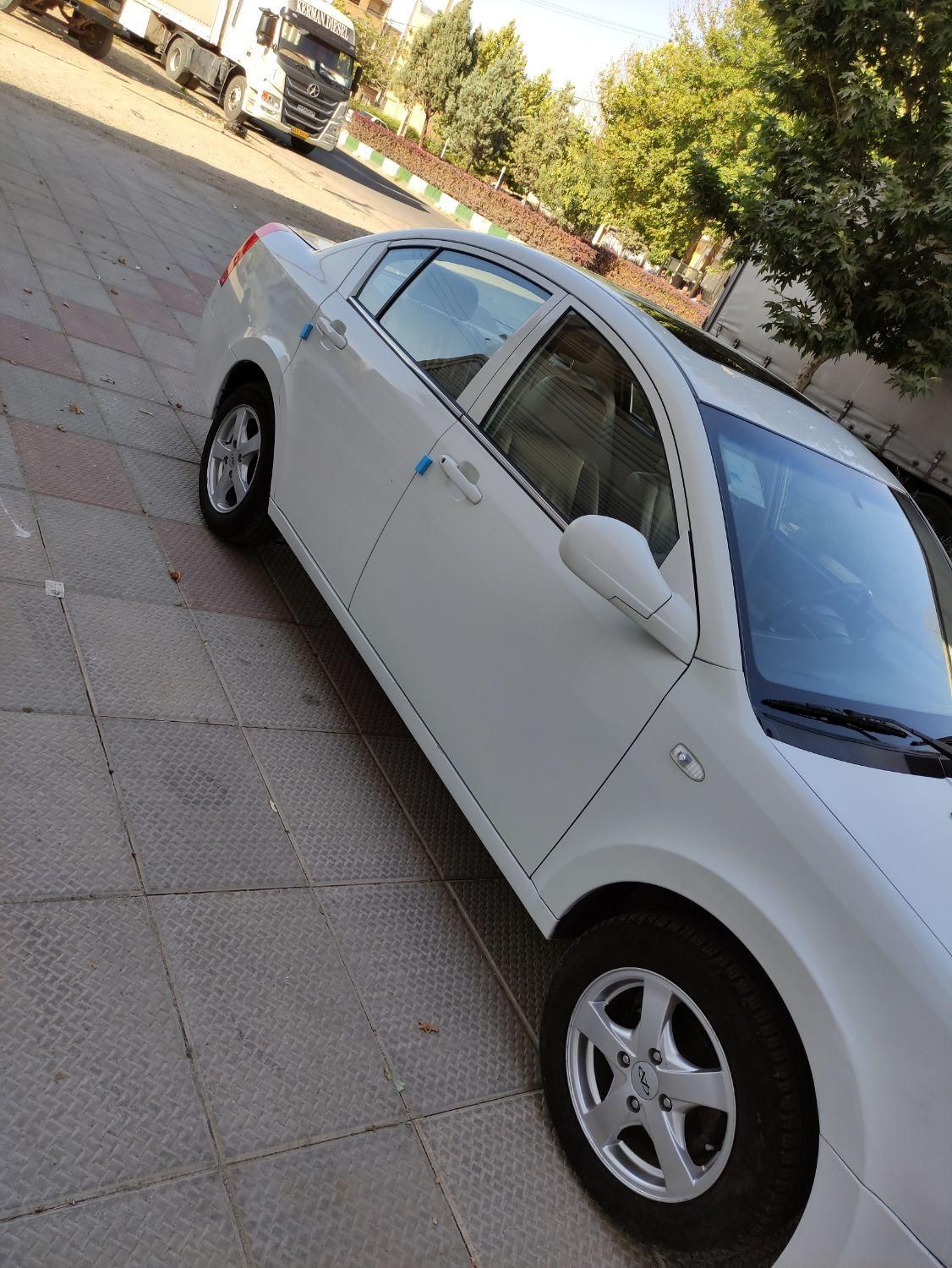 ام وی ام 530 دنده ای - 1395