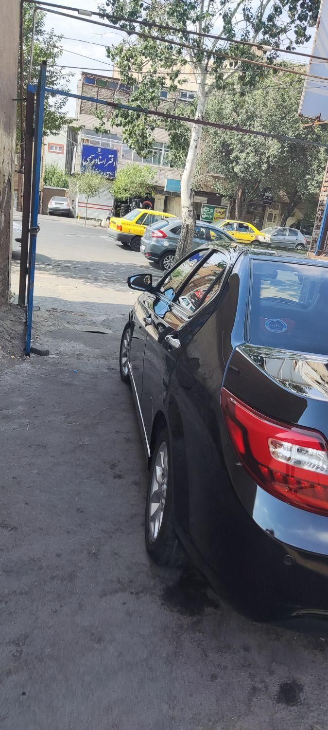دنا پلاس توربو اتوماتیک - 1402