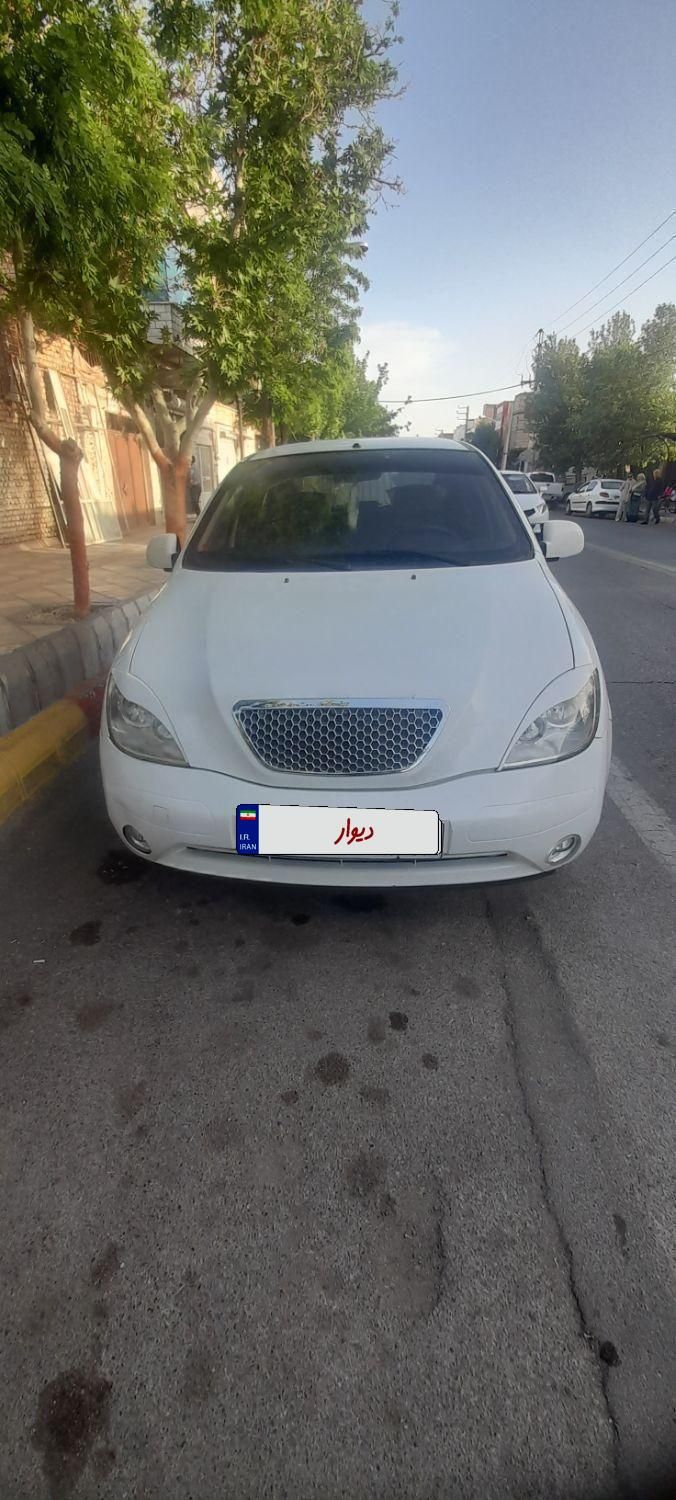 تیبا صندوق دار SX - 1400