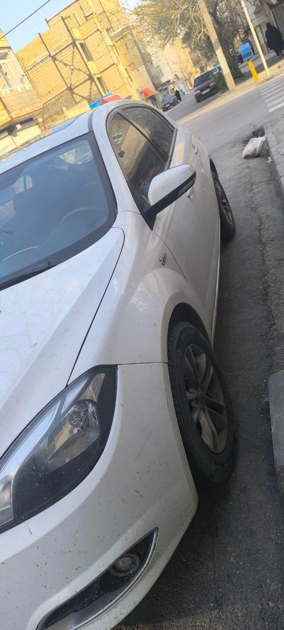 خودرو برلیانس، H320 آگهی ann_19530175