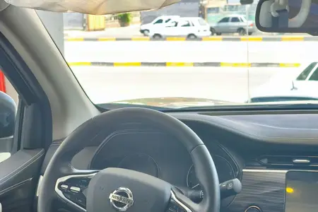 نیسان ترا ایکس - 1404