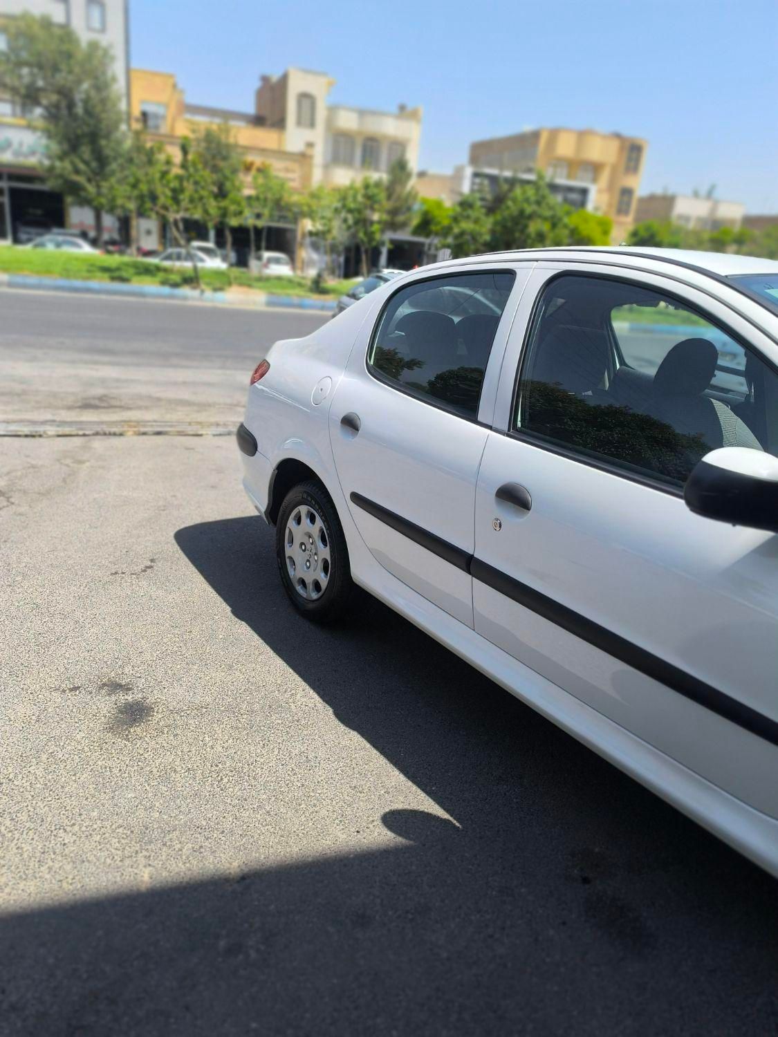 پژو ۲۰۶ صندوق دار v8 - 1398
