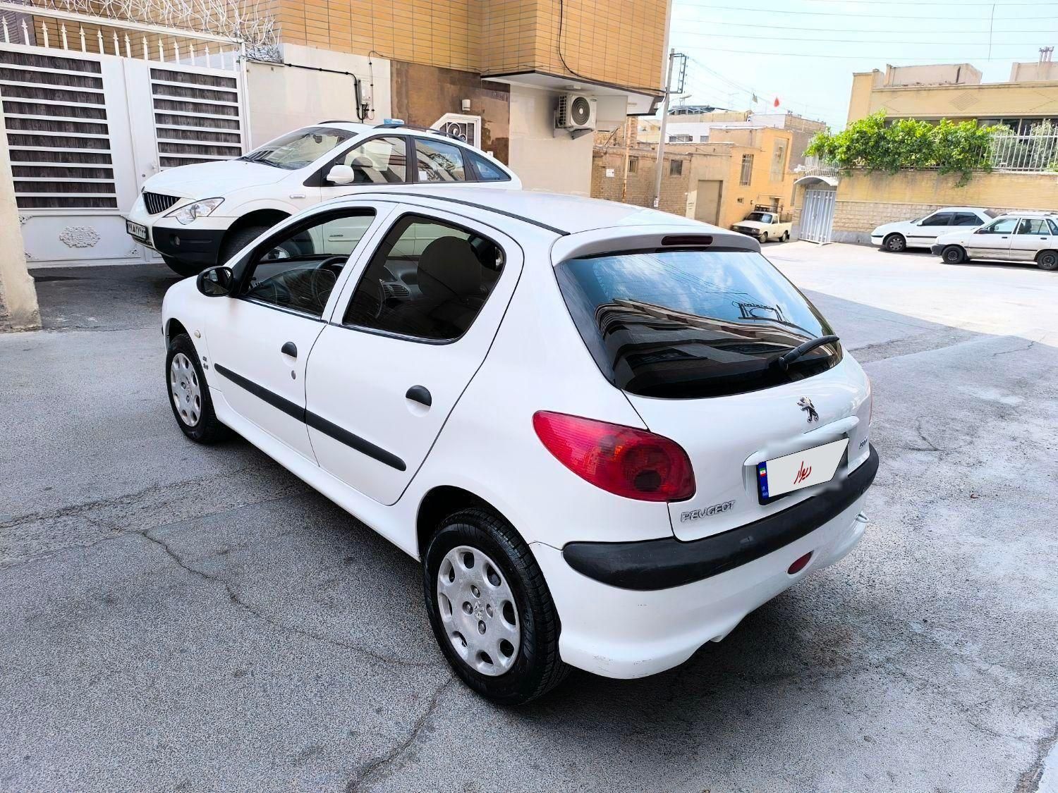 خودرو پژو، 206 آگهی ann_19530315