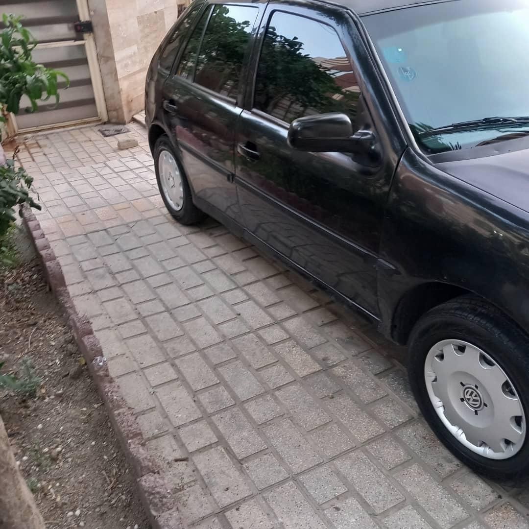 خودرو فولکس، گل آگهی ann_19530533