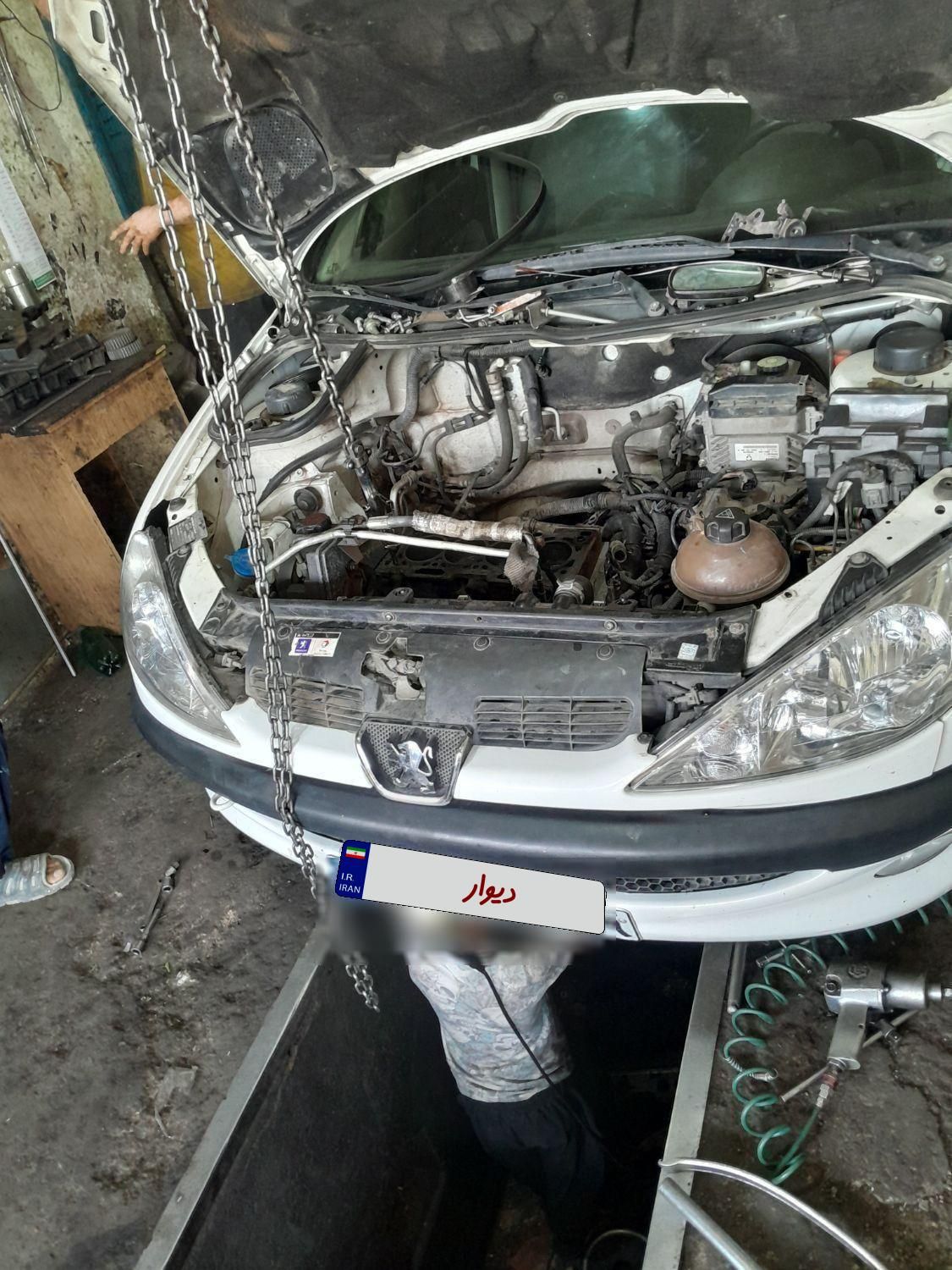 پژو ۲۰۶ صندوق دار v8 - 1393