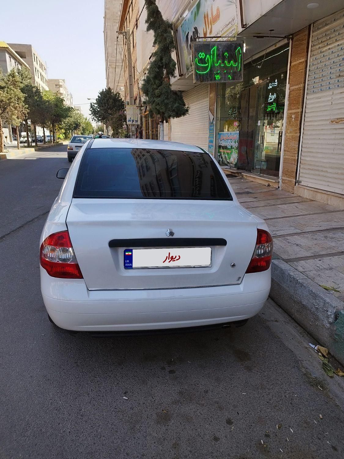 تیبا صندوق دار SX - 1393