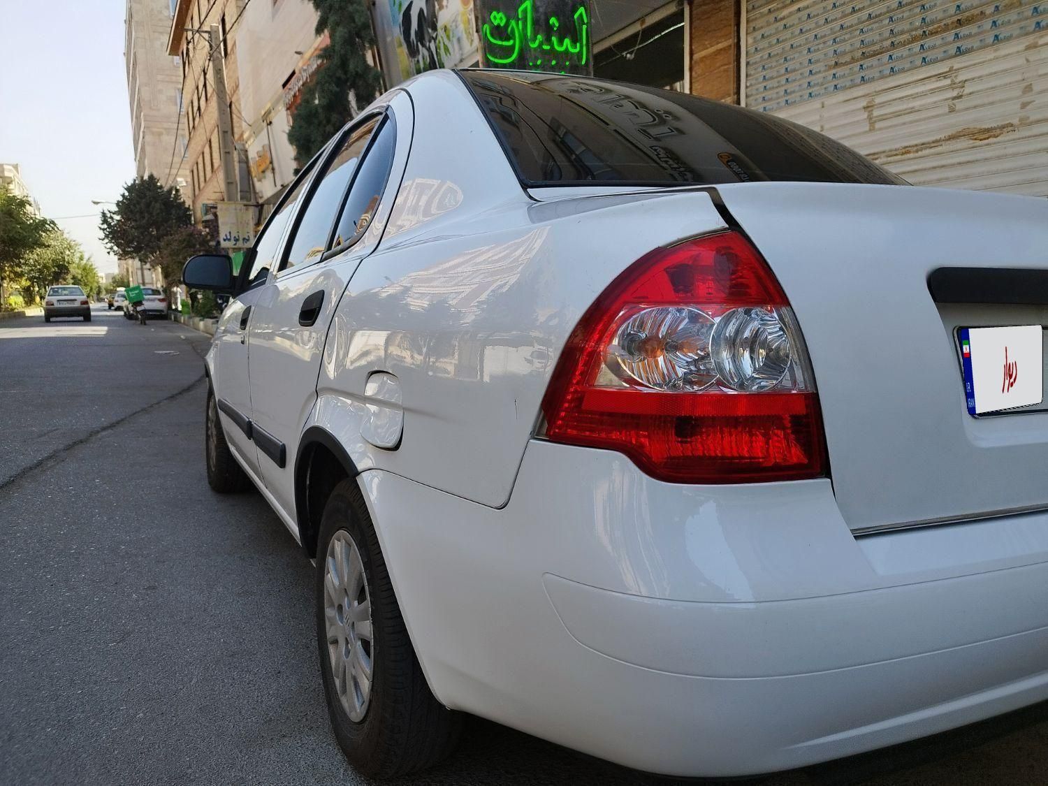 تیبا صندوق دار SX - 1393