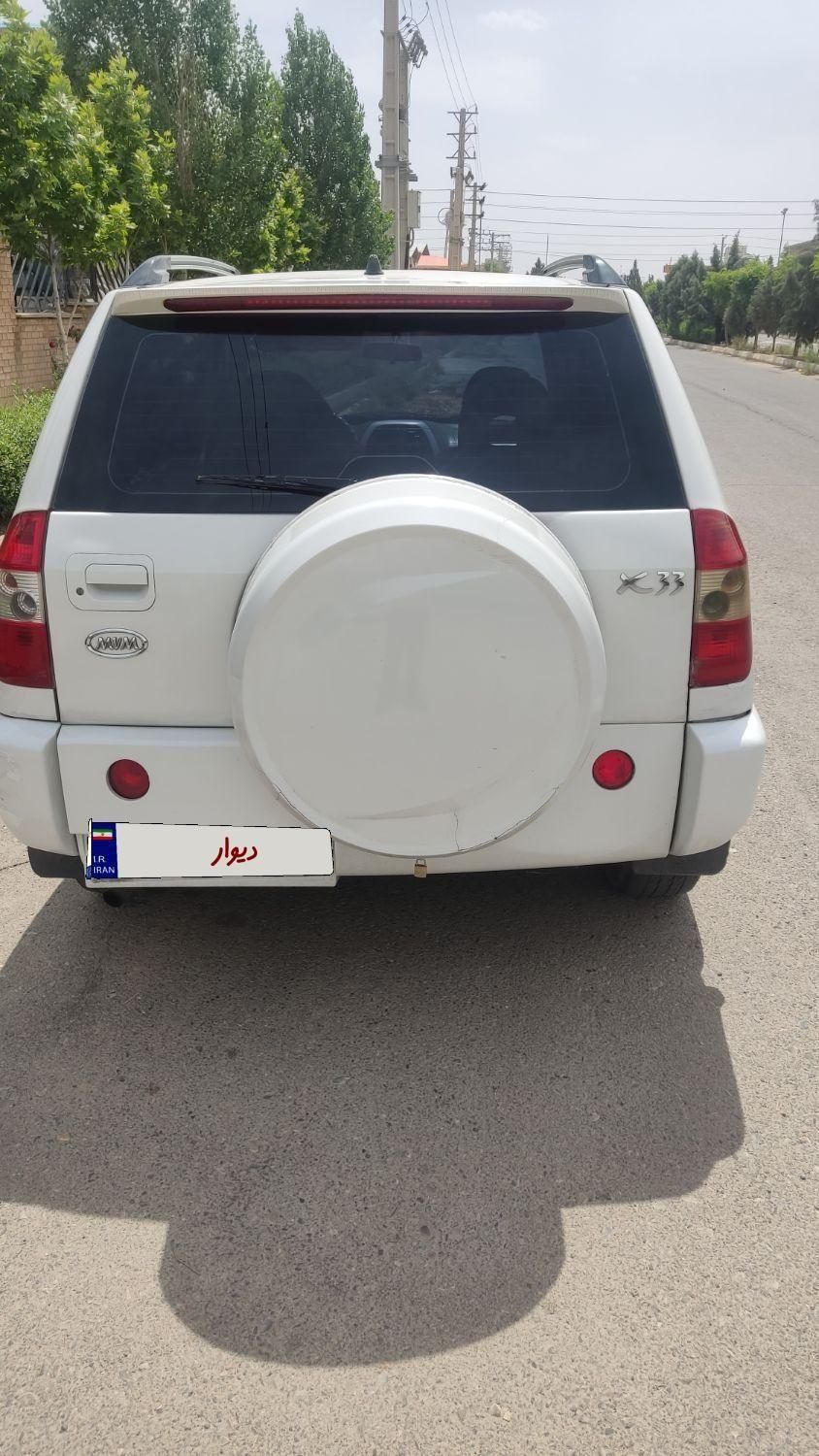 ام وی ام X33 دنده‌ای ساده - 1391