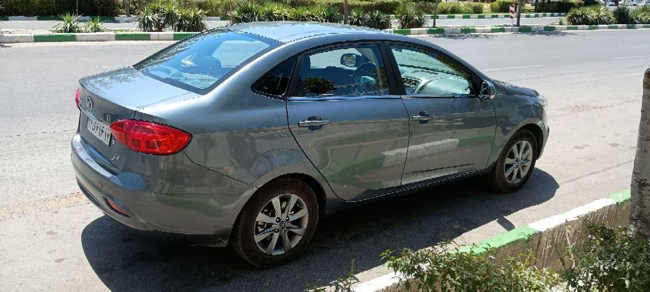 جک J4 اتوماتیک ساده - 1403