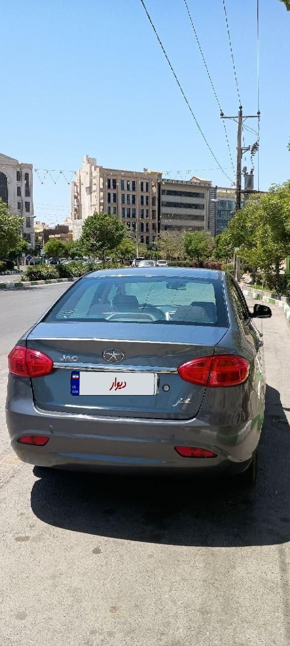 جک J4 اتوماتیک ساده - 1403