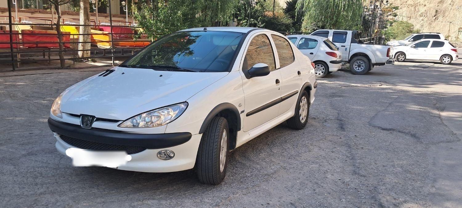 پژو ۲۰۶ صندوق دار v8 - 1391