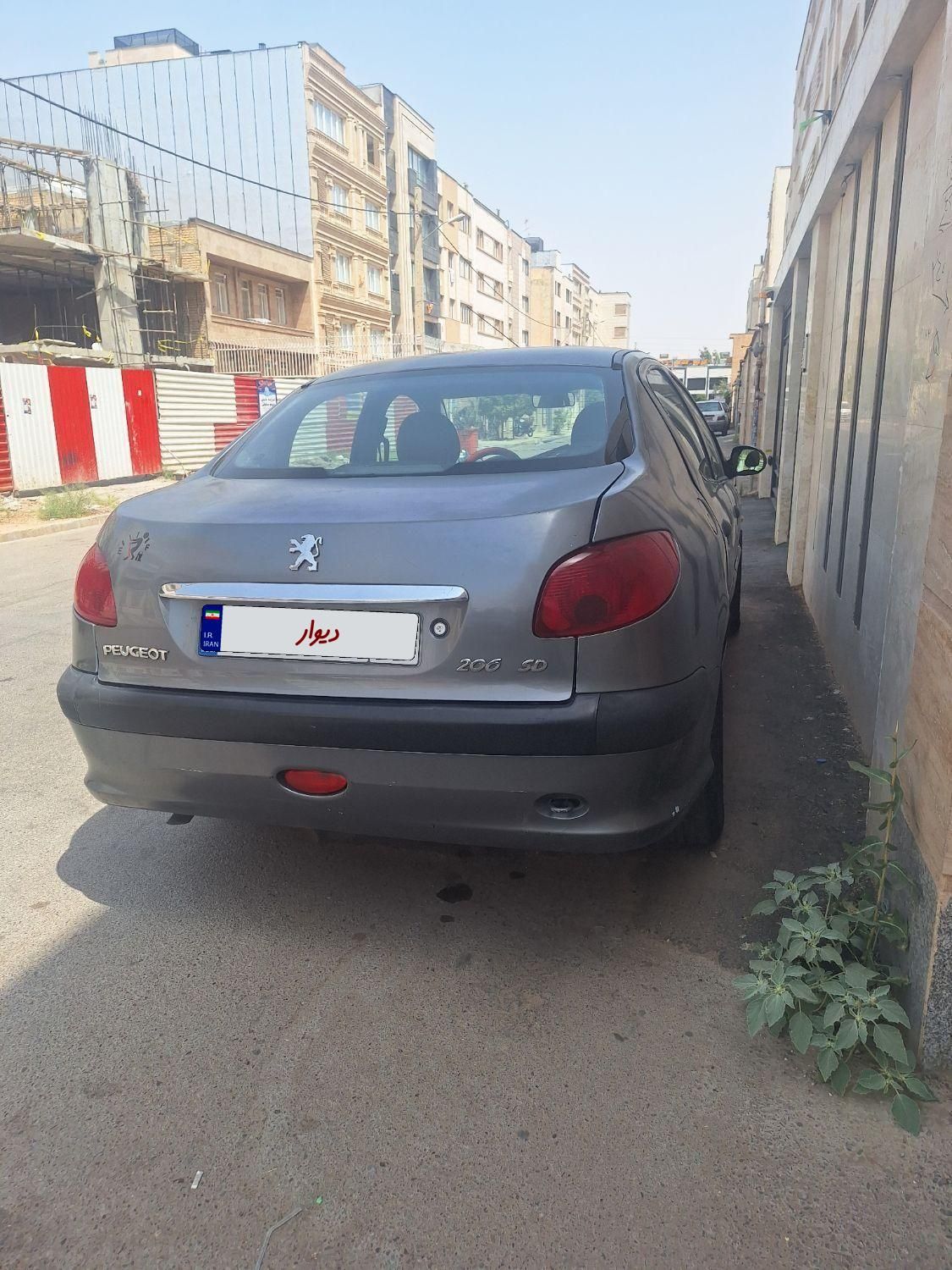 پژو ۲۰۶ صندوق دار v8 - 1393