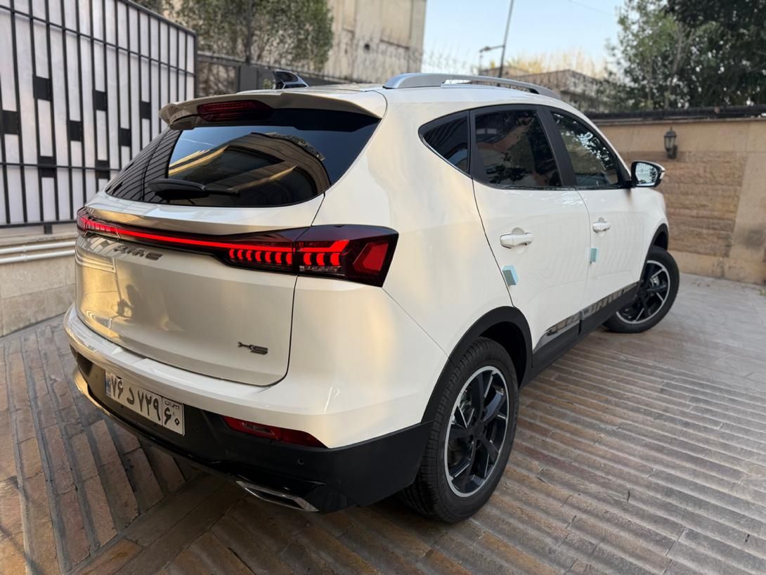 کی ام سی X5 ۱.۵ لیتر توربو - 2025