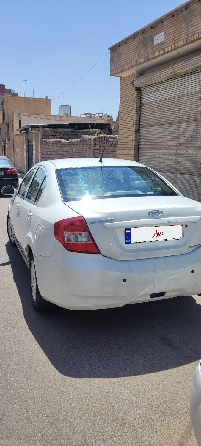 ام وی ام 550 اتوماتیک - 1395