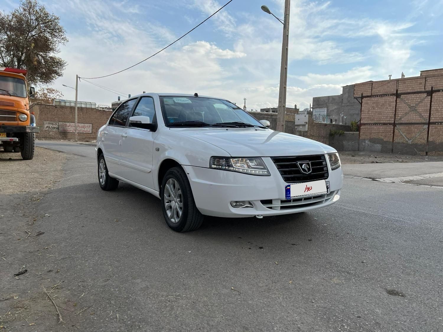 خودرو سمند، سورن پلاس آگهی ann_19531216
