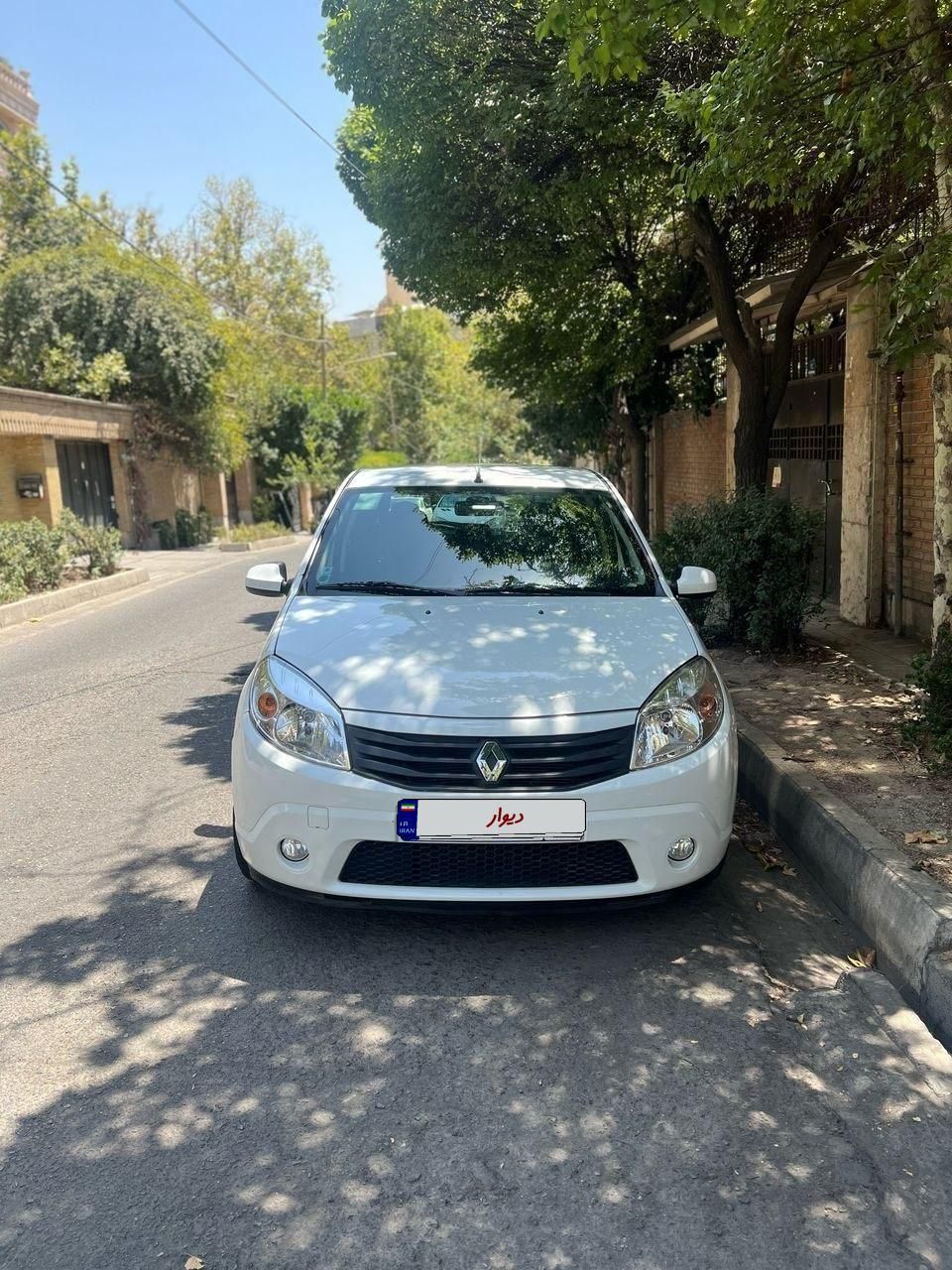 خودرو رنو، ساندرو آگهی ann_19531276