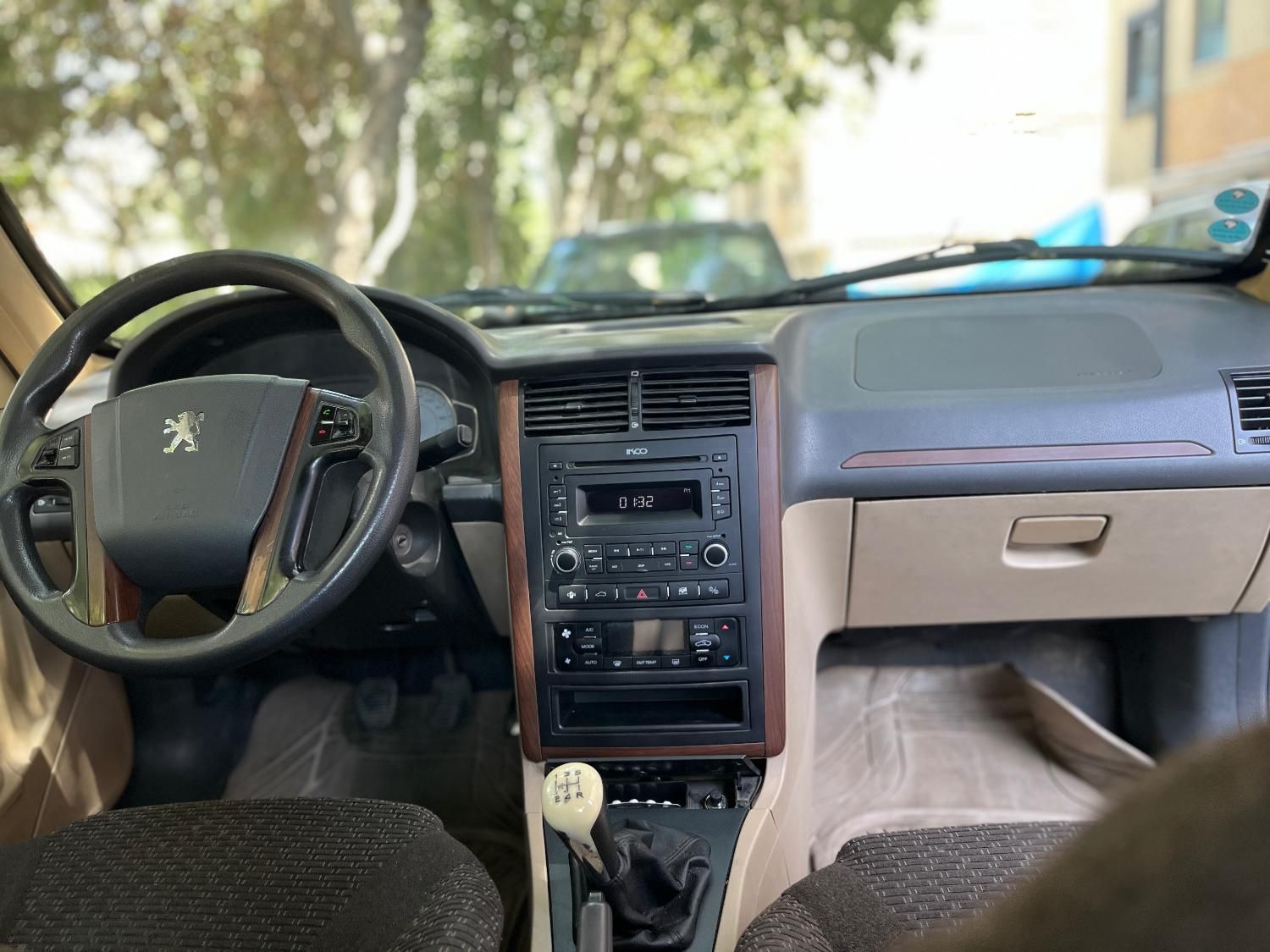 پژو پارس سال - 1396