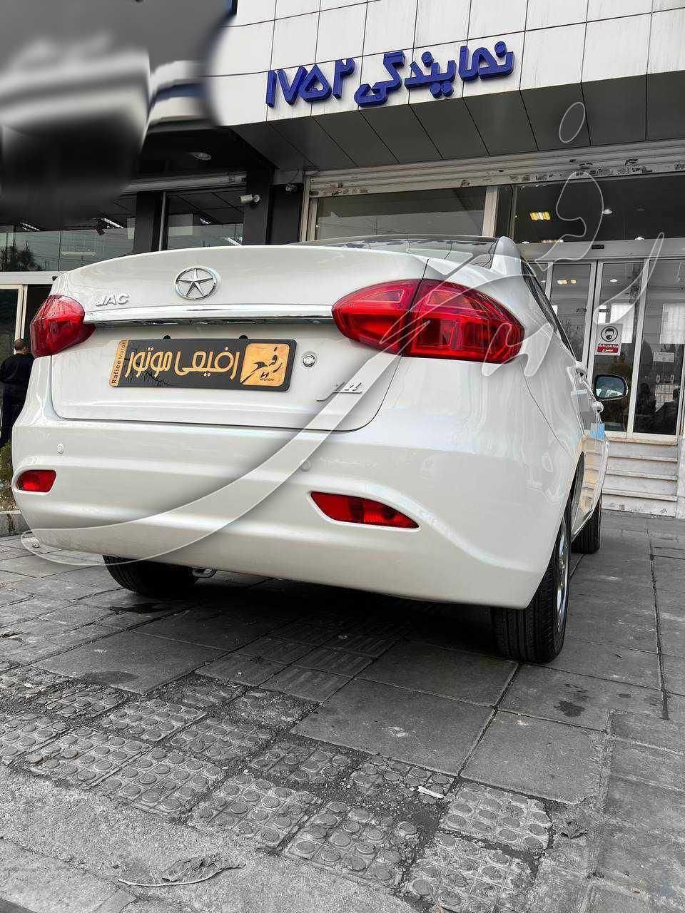 جک J4 اتوماتیک ساده - 1403
