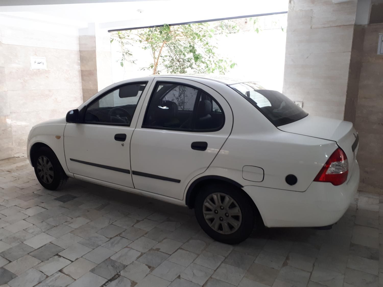 تیبا صندوق دار SX - 1398