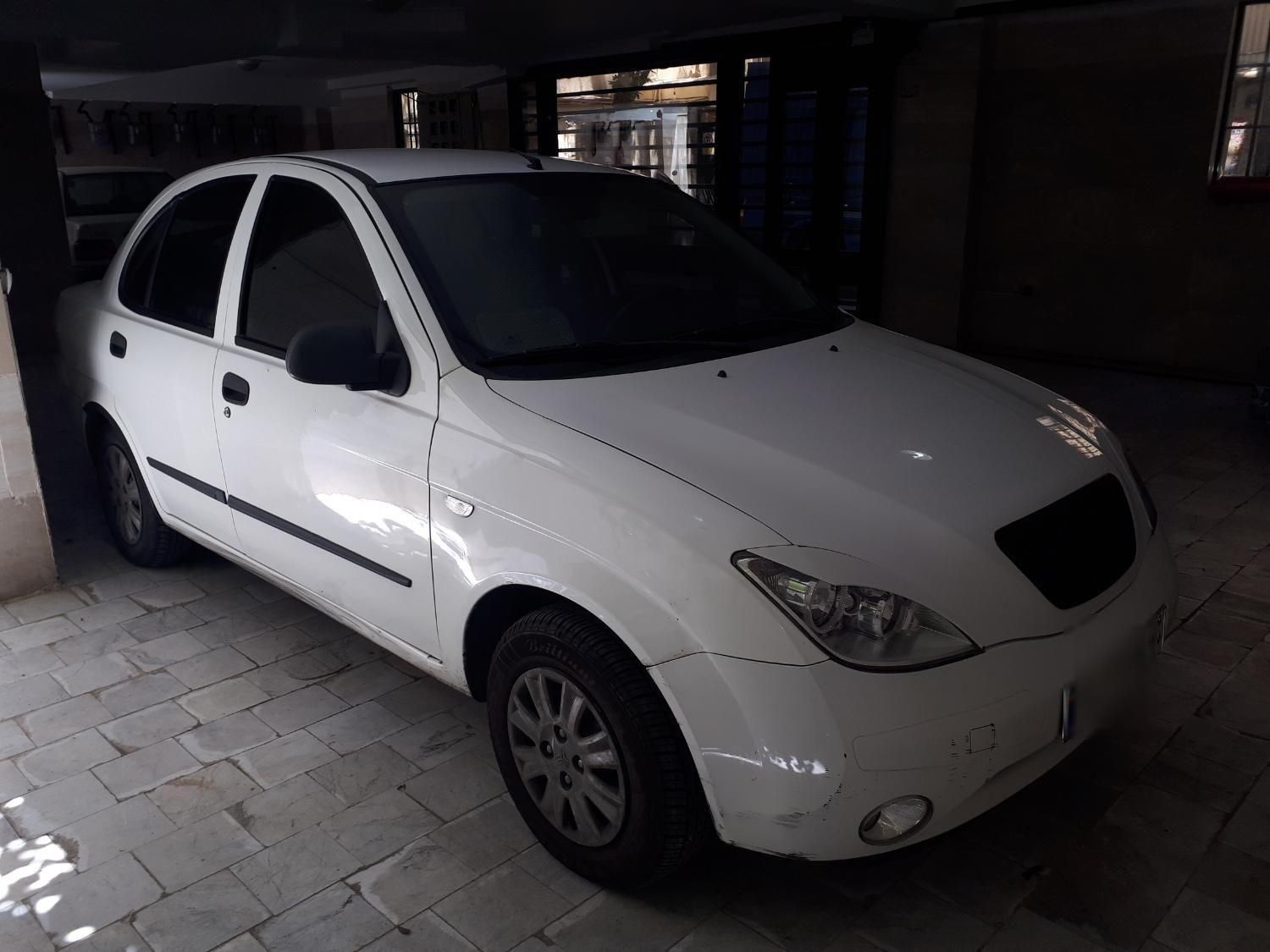 تیبا صندوق دار SX - 1398