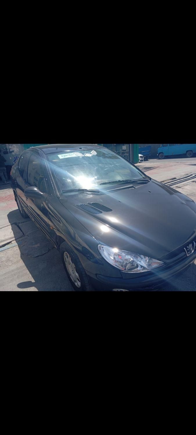 پژو ۲۰۶ صندوق دار v8 - 1390