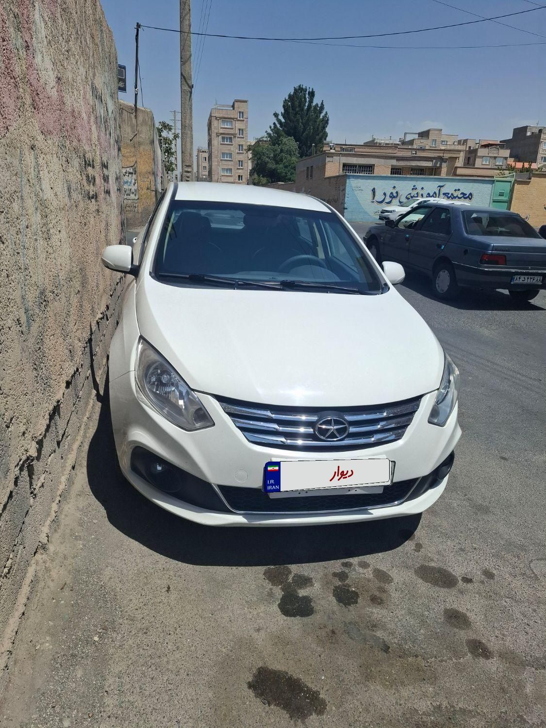 جک J4 اتوماتیک ساده - 1401