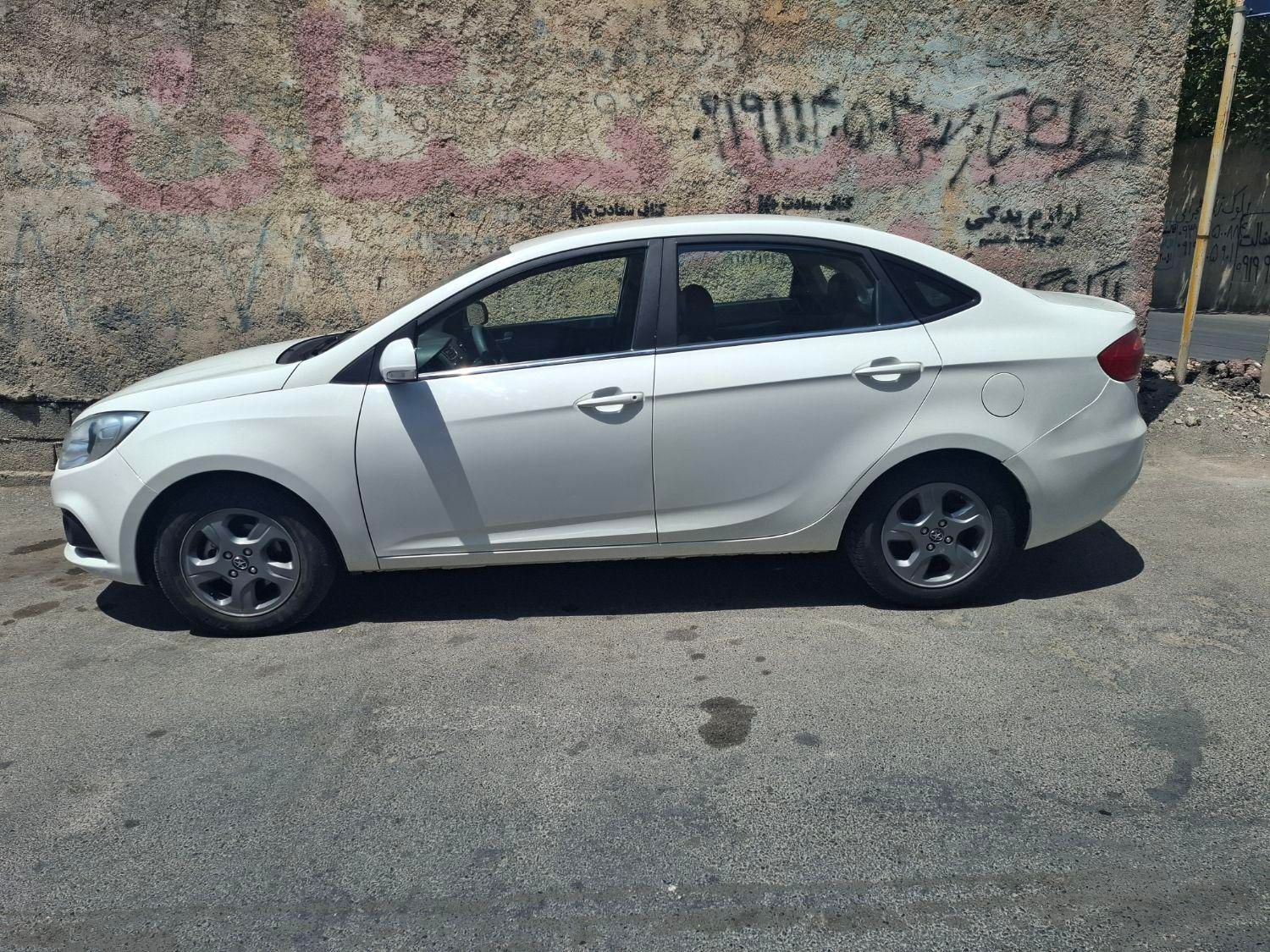 جک J4 اتوماتیک ساده - 1401