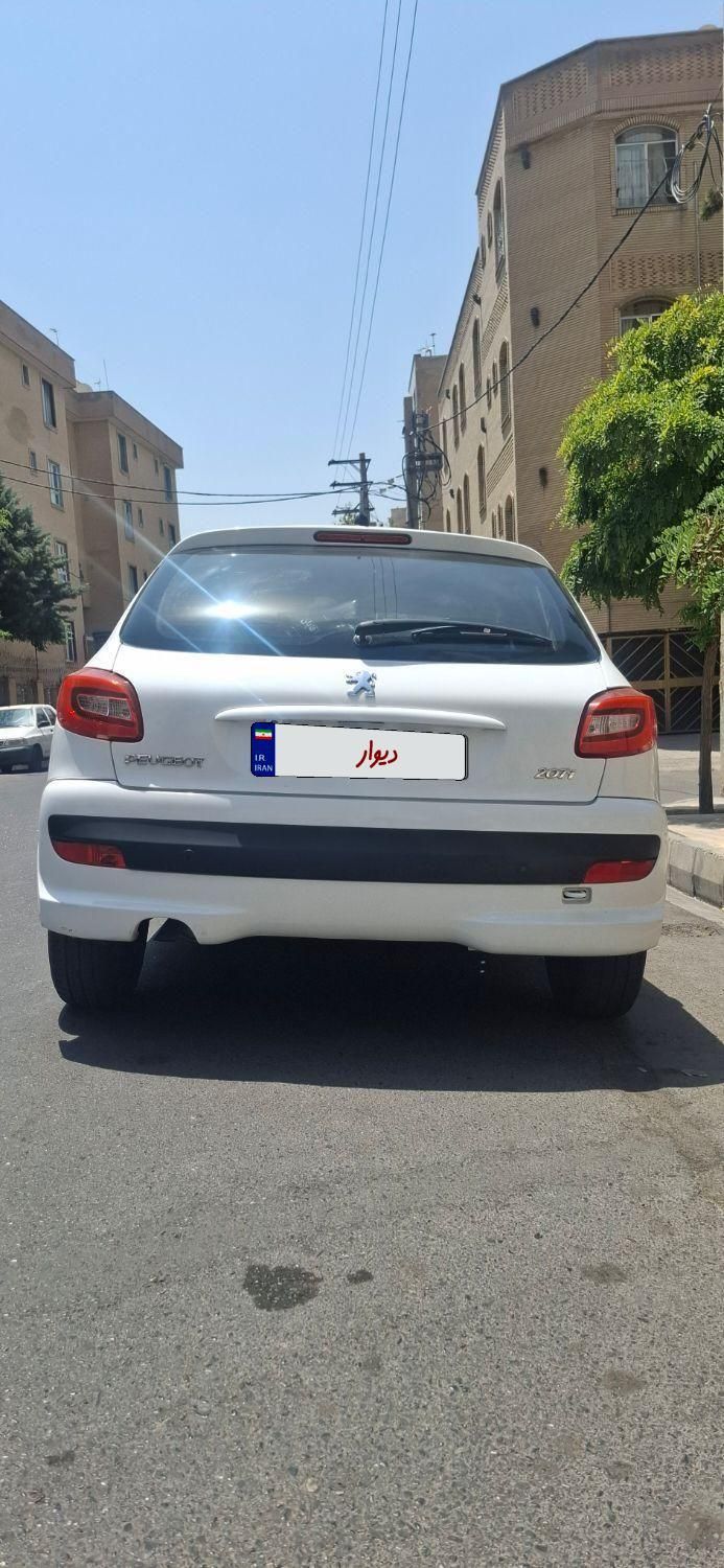 پژو 207 پانوراما دنده‌ای - 1400