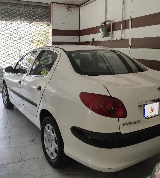پژو ۲۰۶ صندوق دار v8 - 1398