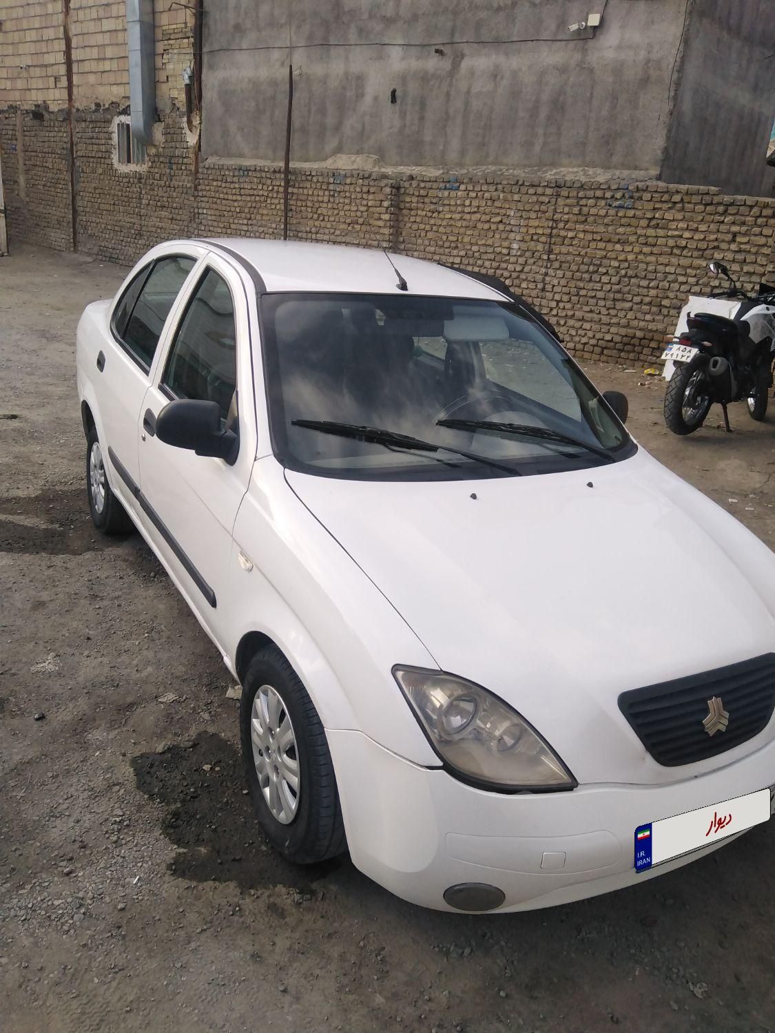 تیبا صندوق دار SX - 1393