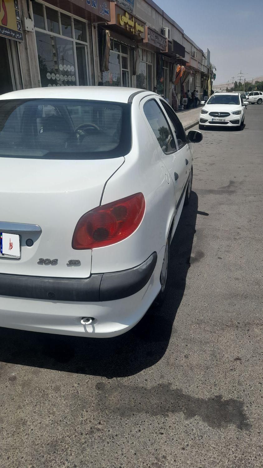 پژو ۲۰۶ صندوق دار v8 - 1396
