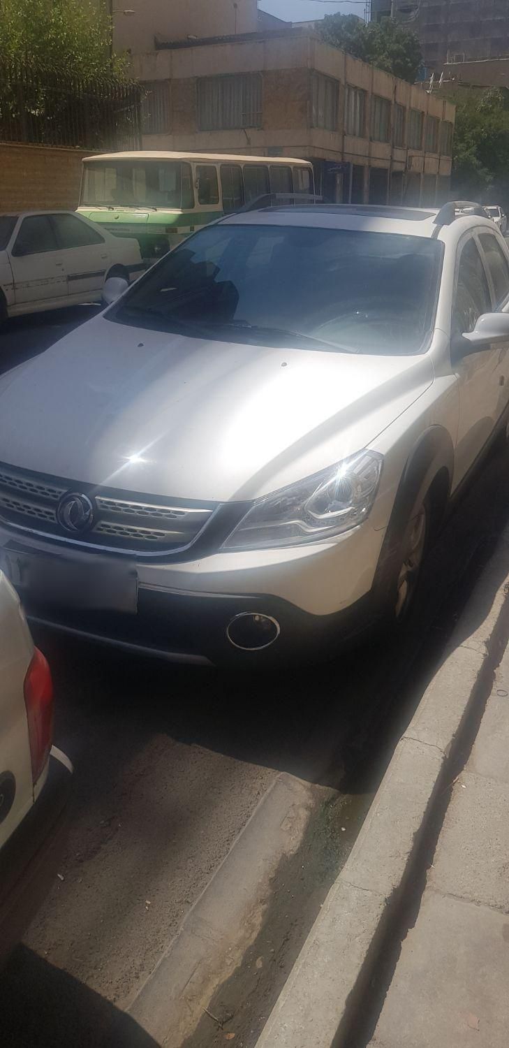 خودرو دانگ فنگ، H30 کراس آگهی ann_19532585